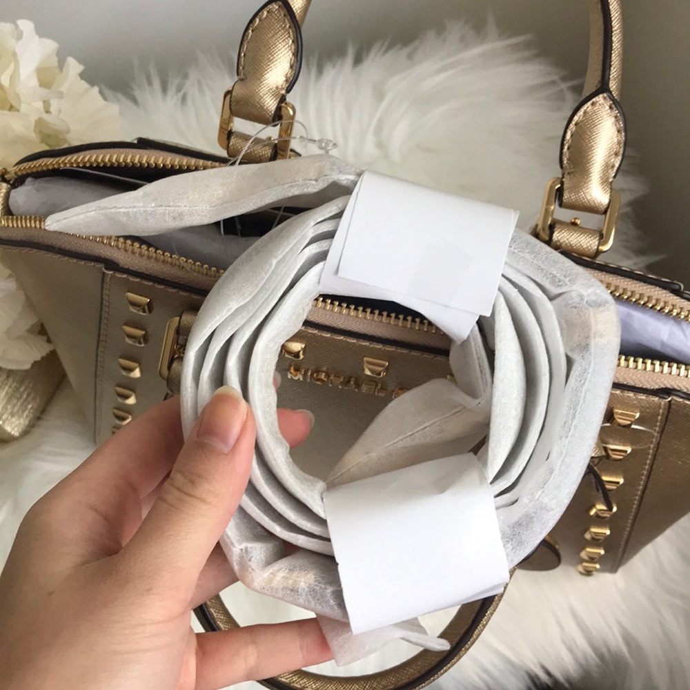 NEW Michael Kors gold studded bag - Picture 3 of 7